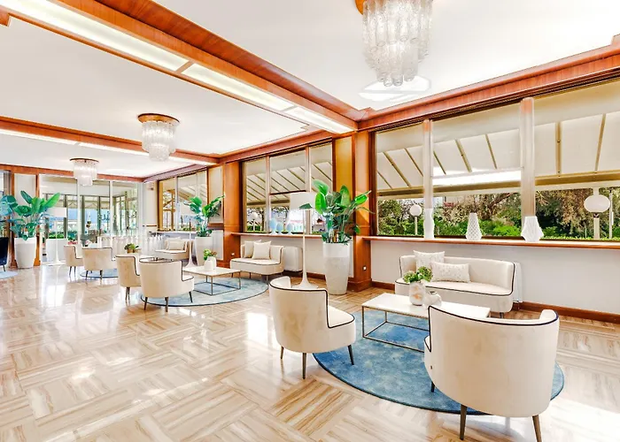 Hotel Abner'S